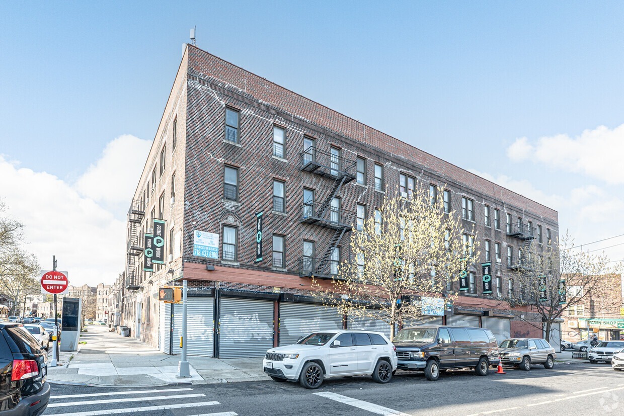 12 Newport St, Brooklyn, NY for Rent