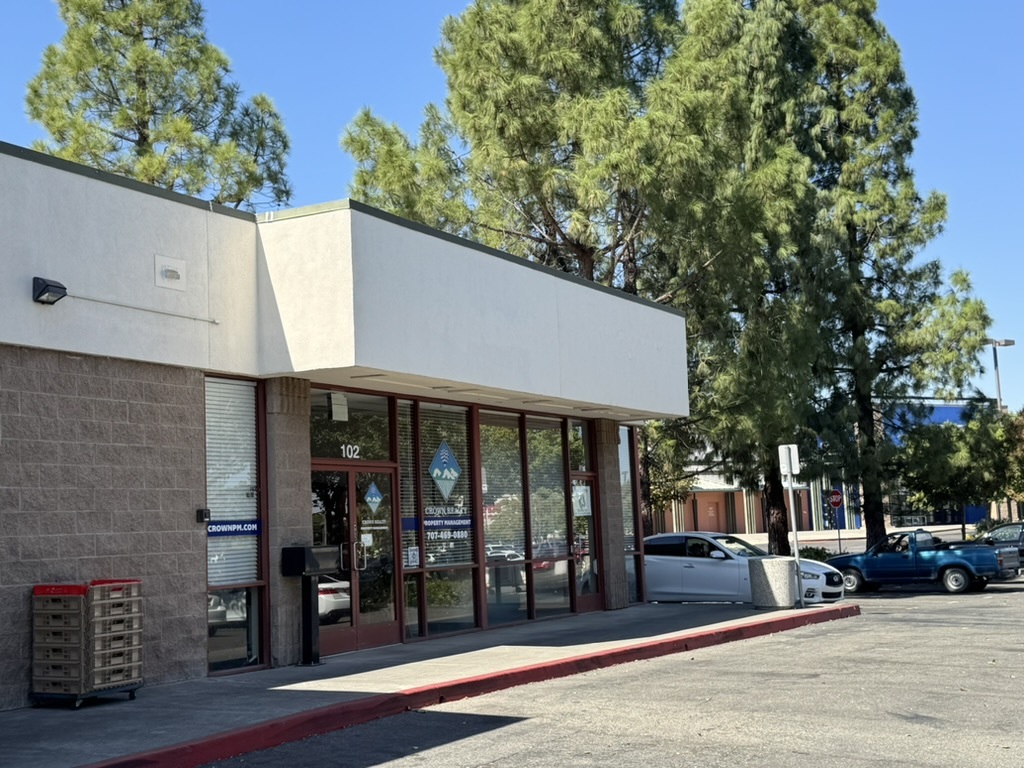 100-152 Browns Valley Pky, Vacaville, CA for Rent