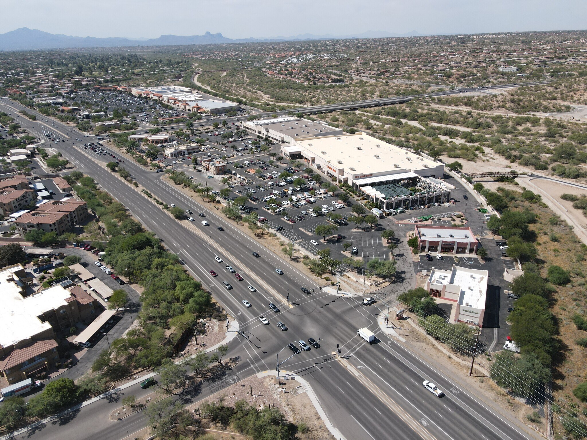 10775-10885 N Oracle Rd, Tucson, AZ for Rent