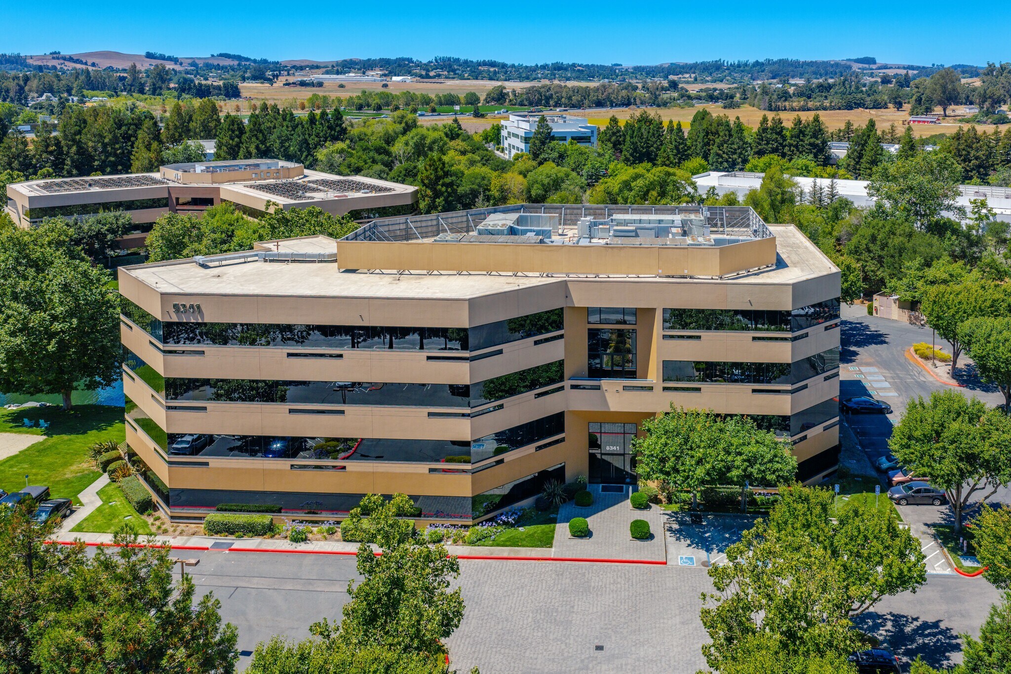 5341 Old Redwood Hwy, Petaluma, CA for Rent