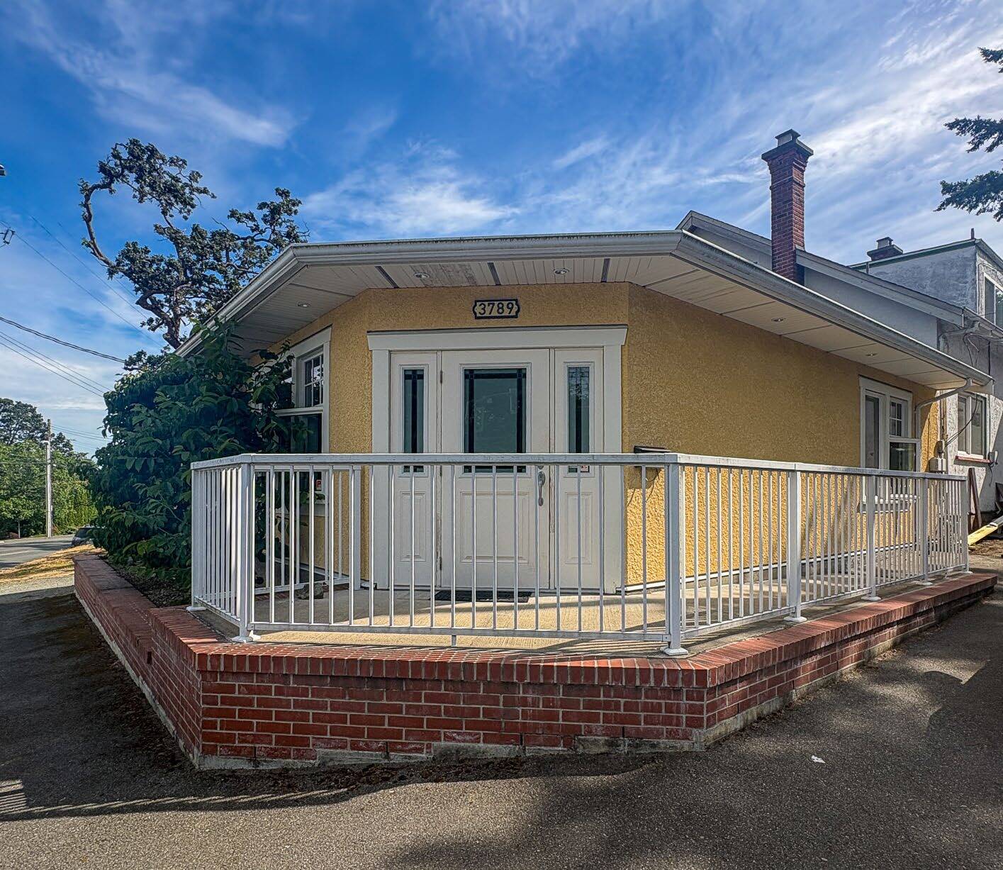 3789 Quadra St, Victoria, BC for Rent
