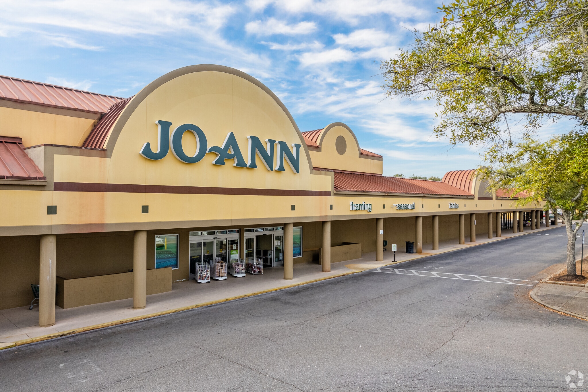 6601 N Davis Hwy, Pensacola, FL for Rent