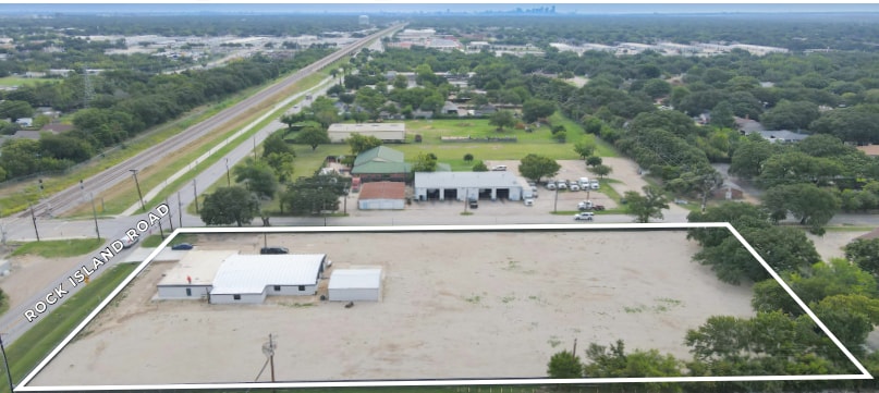 100 W Rock Island Rd, Grand Prairie, TX for Sale