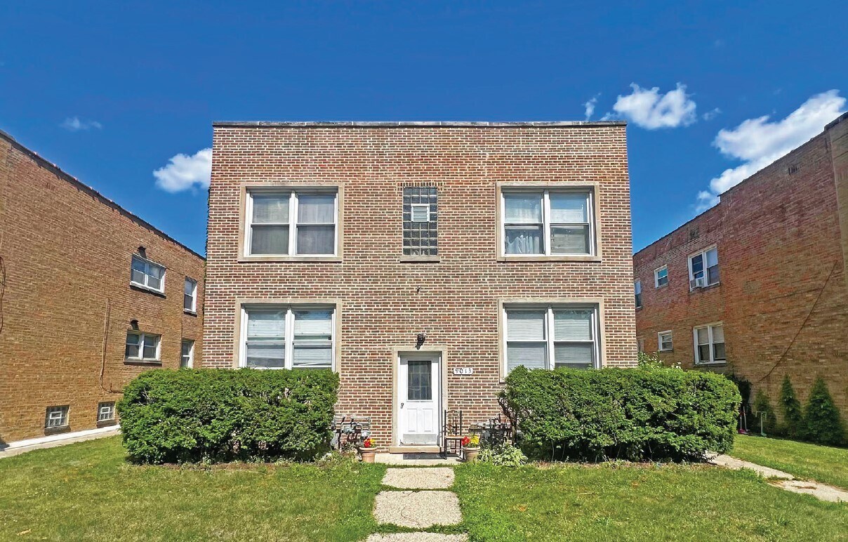9013 La Crosse Ave, Skokie, IL for Sale