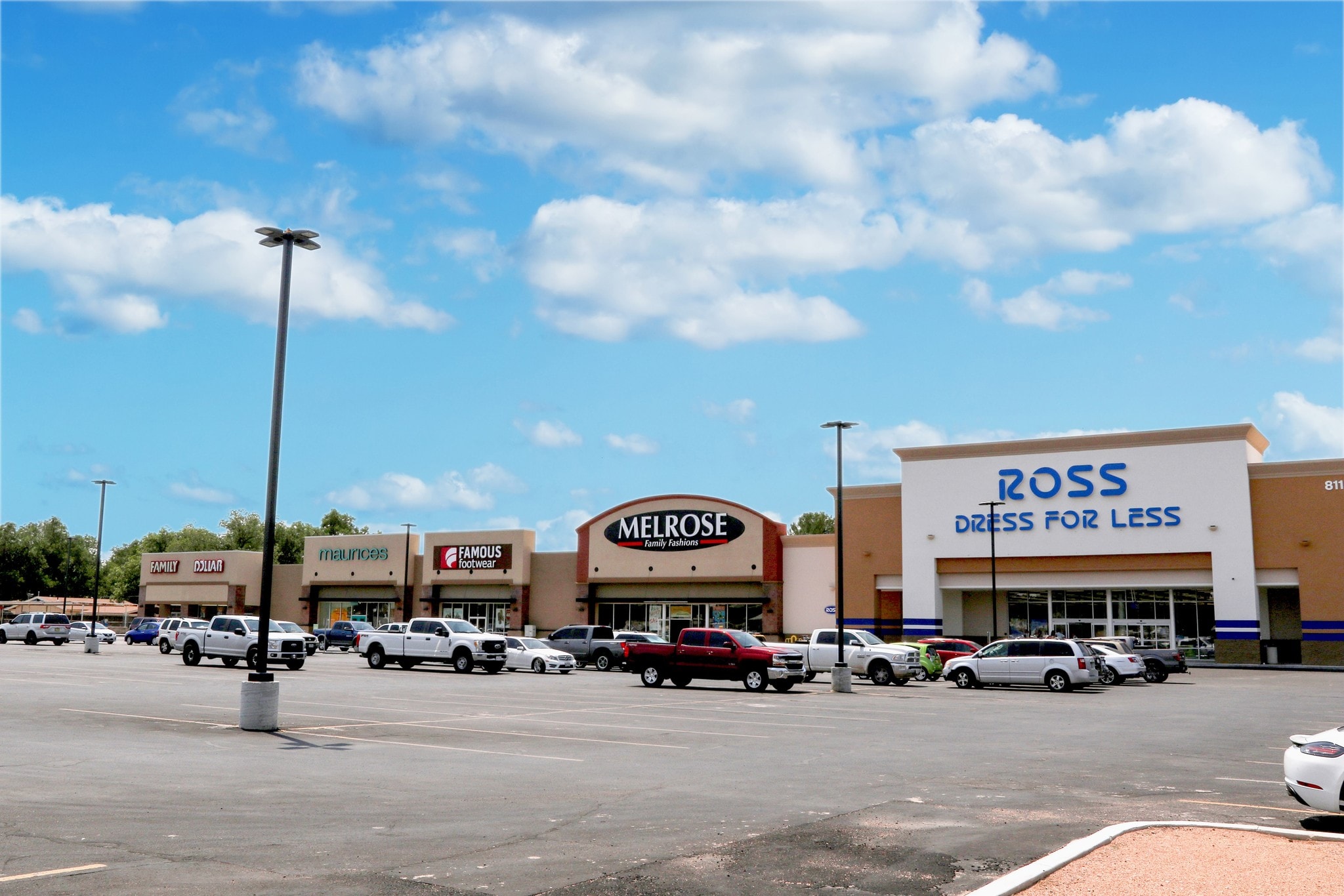 801-811 W Pierce St, Carlsbad, NM for Sale