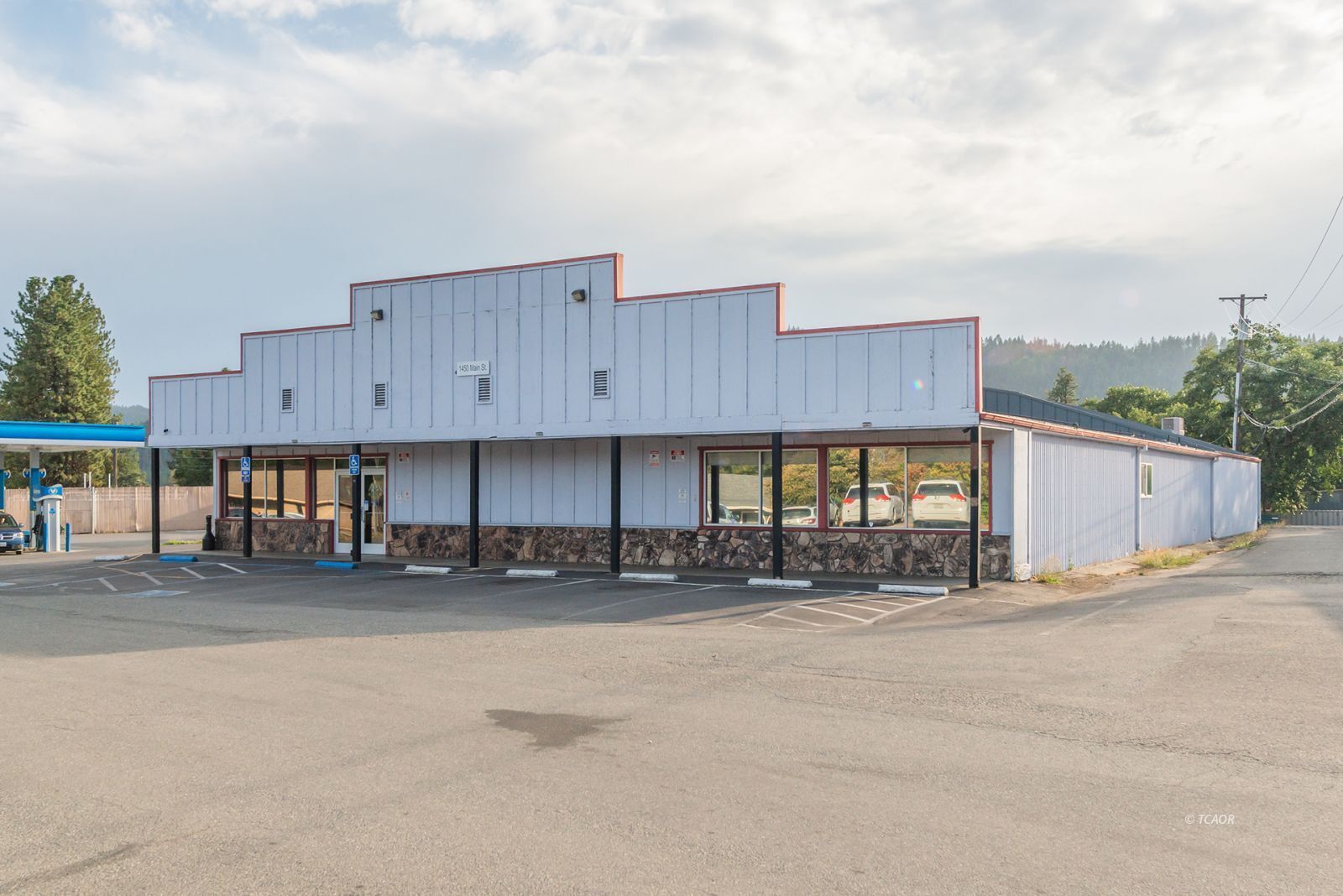 1450 Main St, Weaverville, CA for Sale