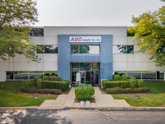 Naperville, IL Industrial - 740 Frontenac Rd