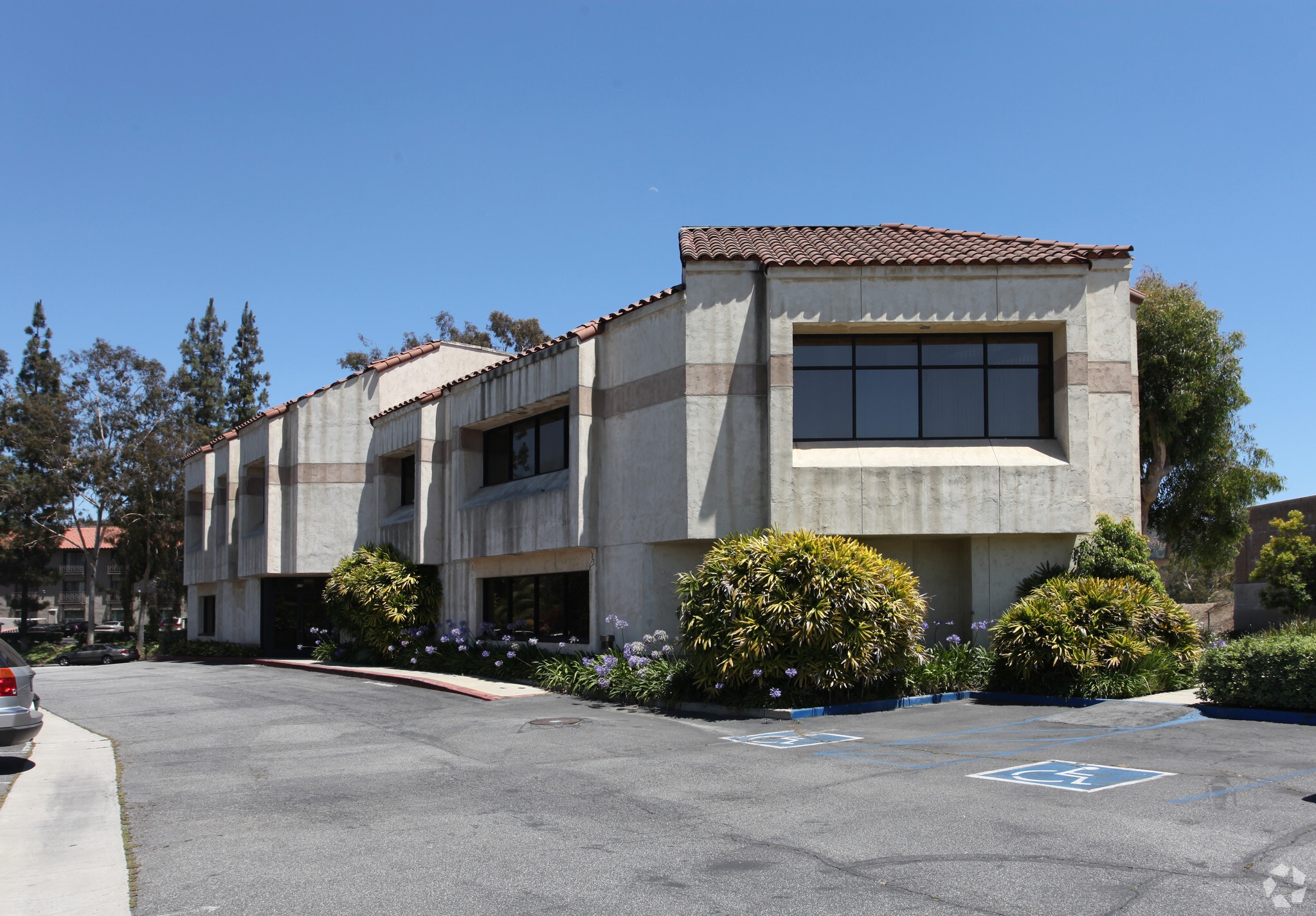 1175 E Garvey St, Covina, CA for Rent