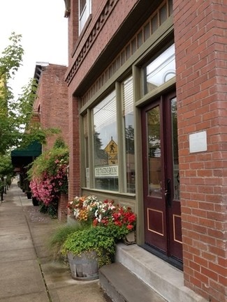 Carlton, OR undefined - 105 W Main St
