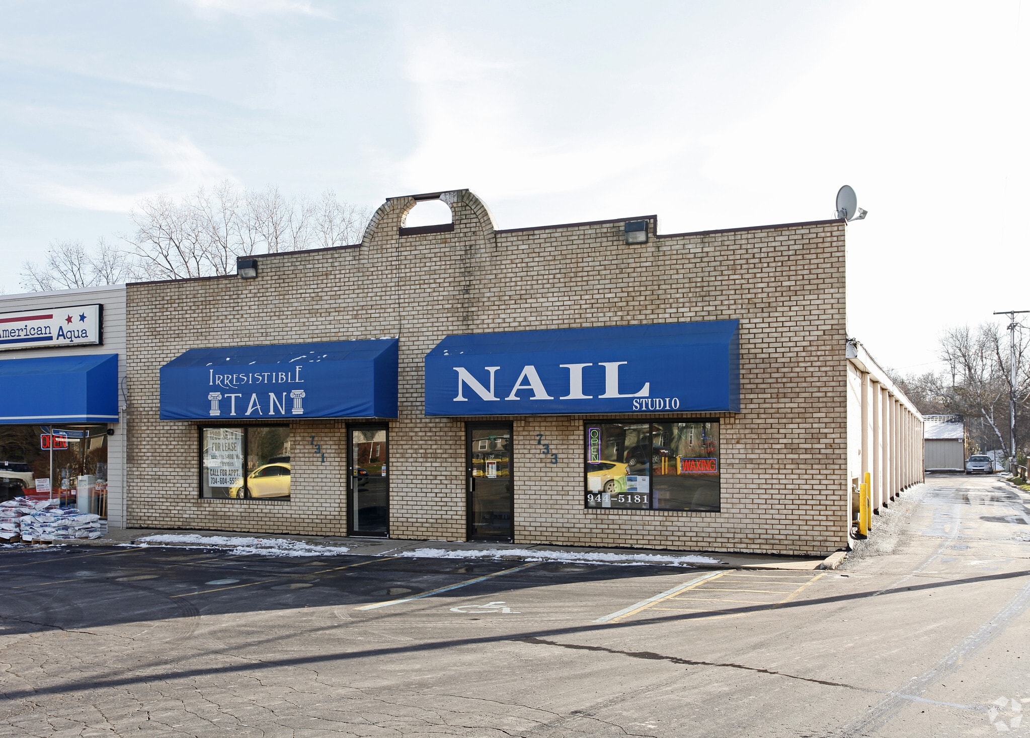 731-733 W Michigan Ave, Saline, MI for Sale