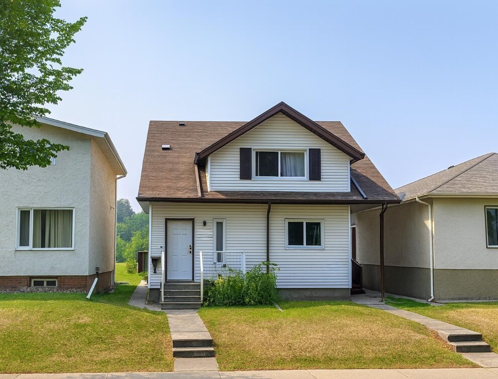 10831 80 Av NW, Edmonton, AB for Sale
