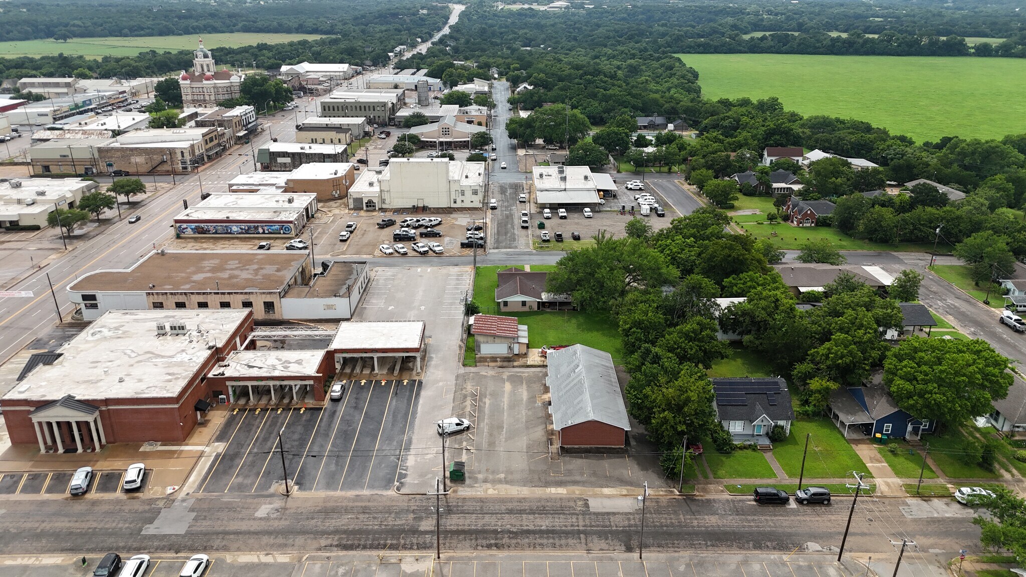 113 N 10th St, Gatesville, TX for Sale
