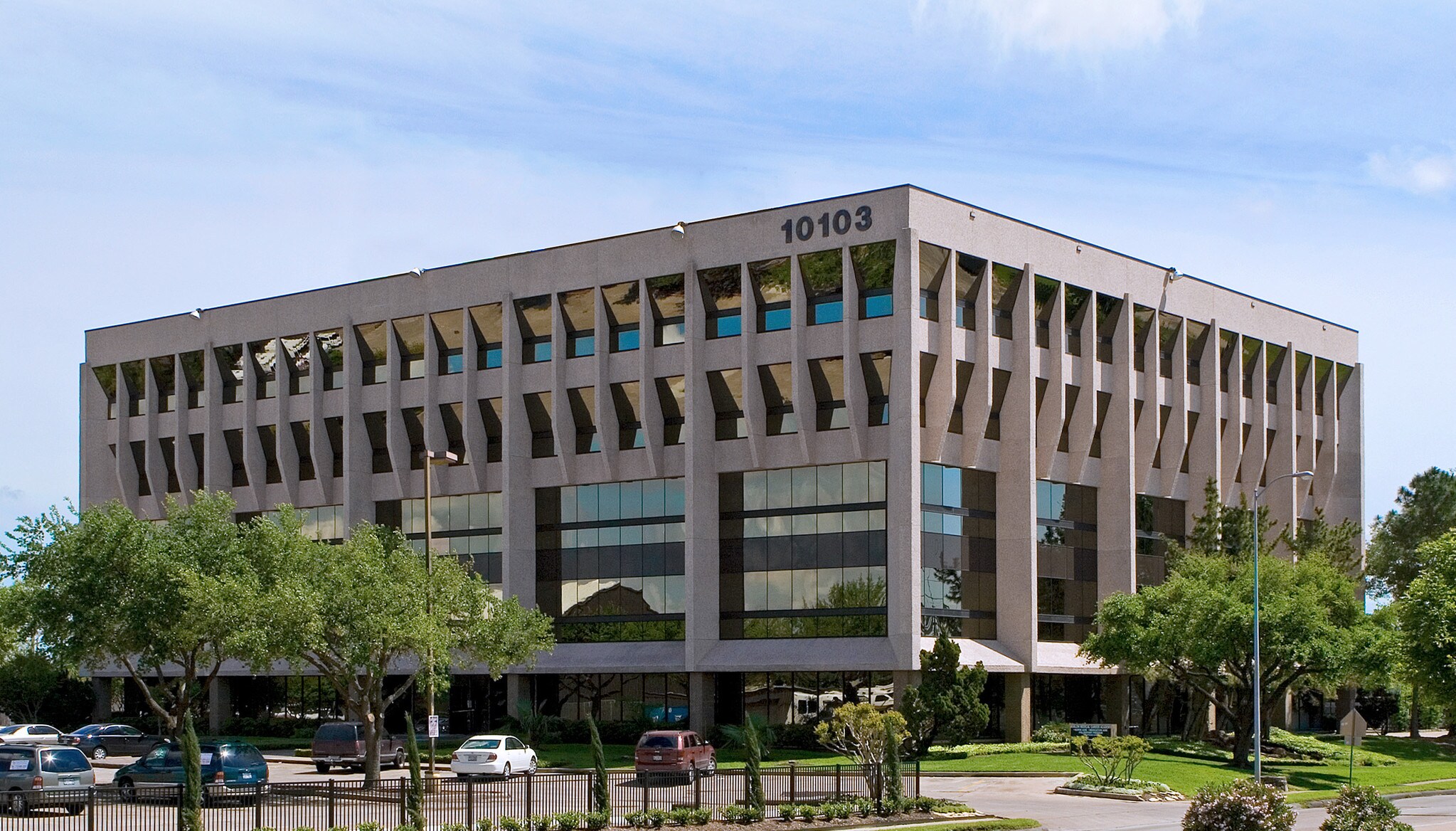 10103 Fondren Rd Houston, TX 77096 Office Property for Lease on