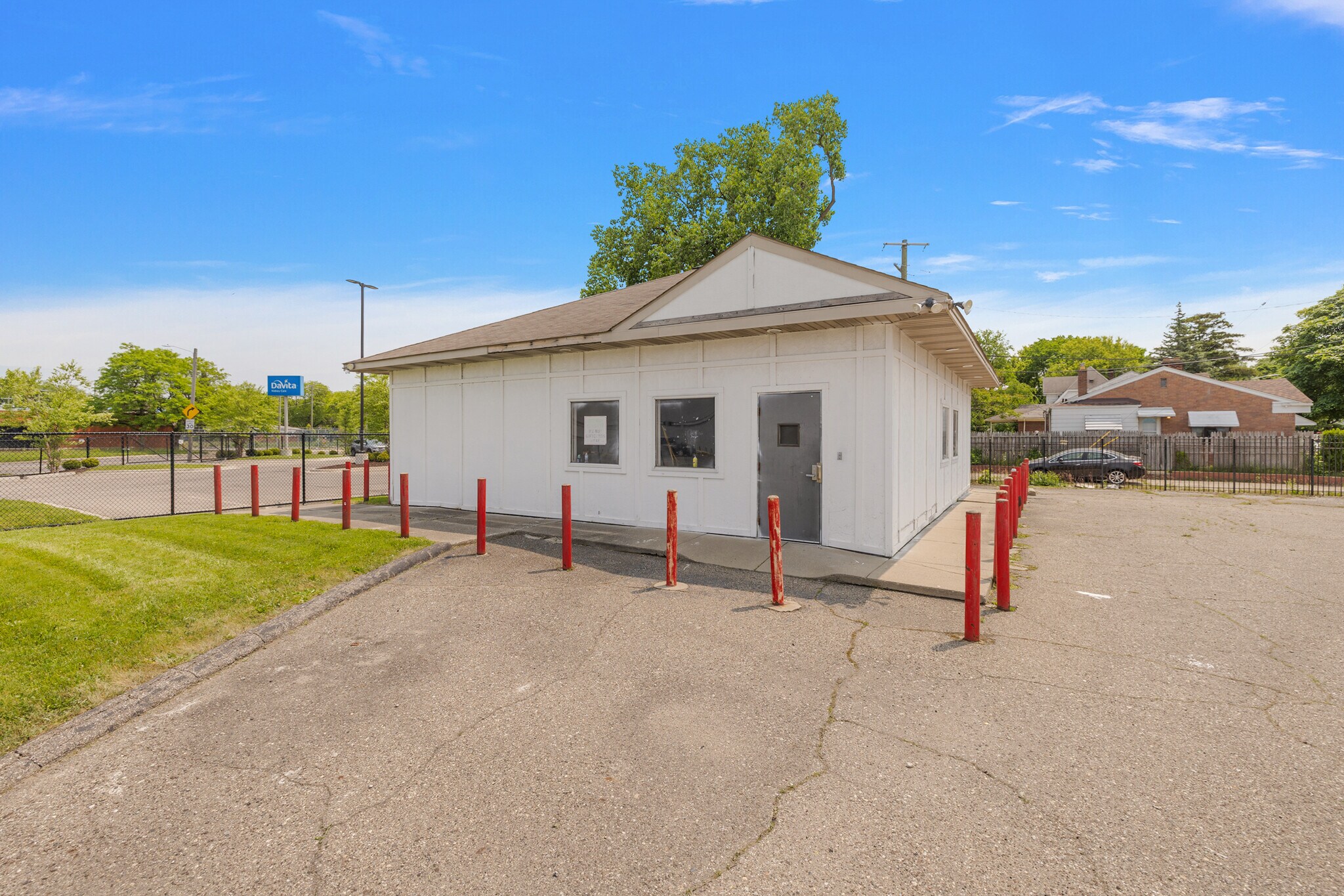 11600 Kelly Rd, Detroit, MI for Sale
