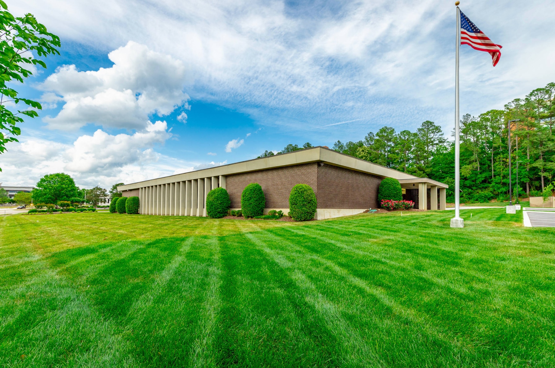 1012 Riverfront Pkwy, Chattanooga, TN for Sale
