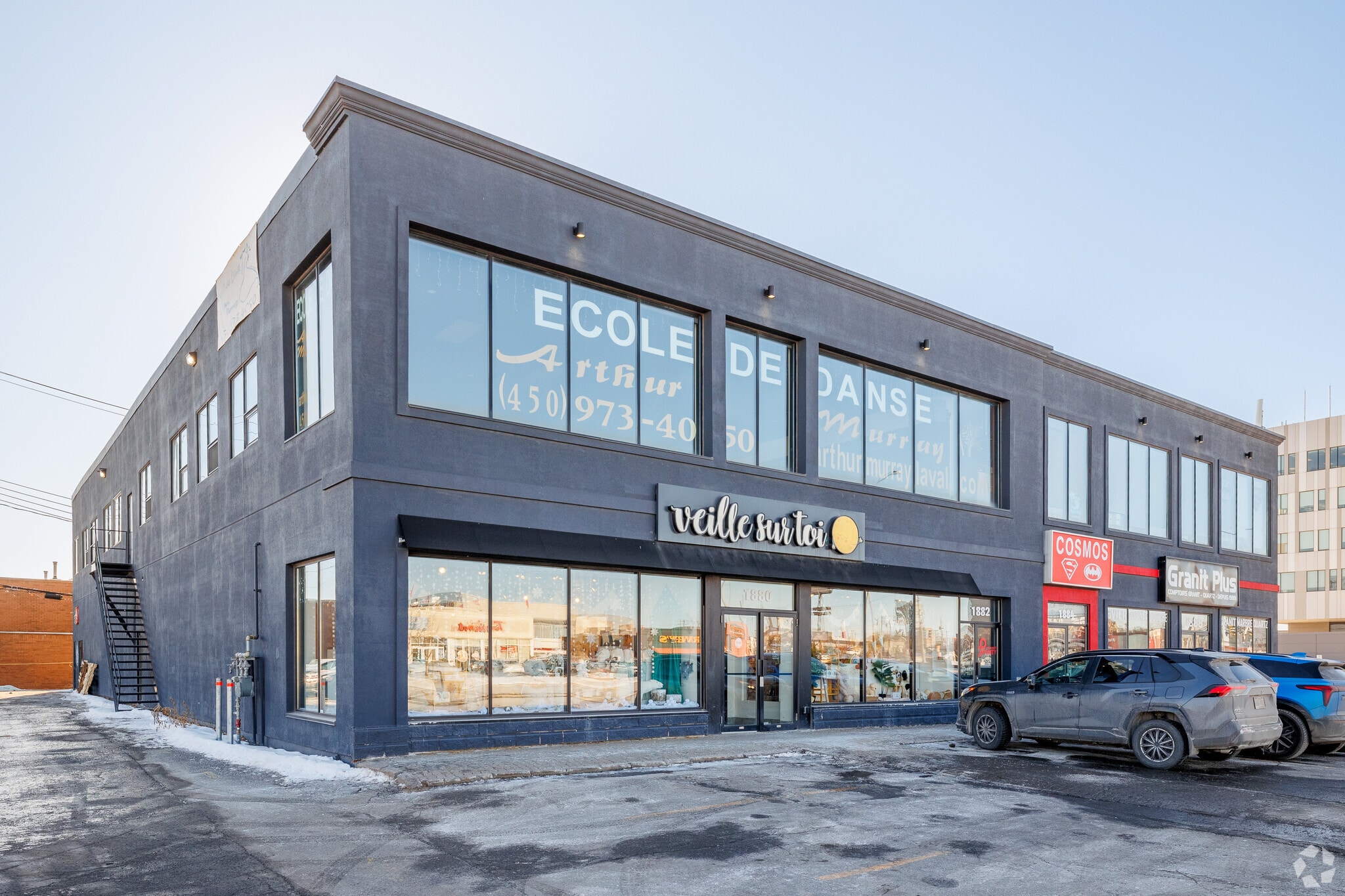 1880-1888 Boul Saint-Martin O, Laval, QC for Rent
