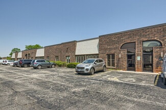 Palatine, IL Office - 271-285 E Helen Rd