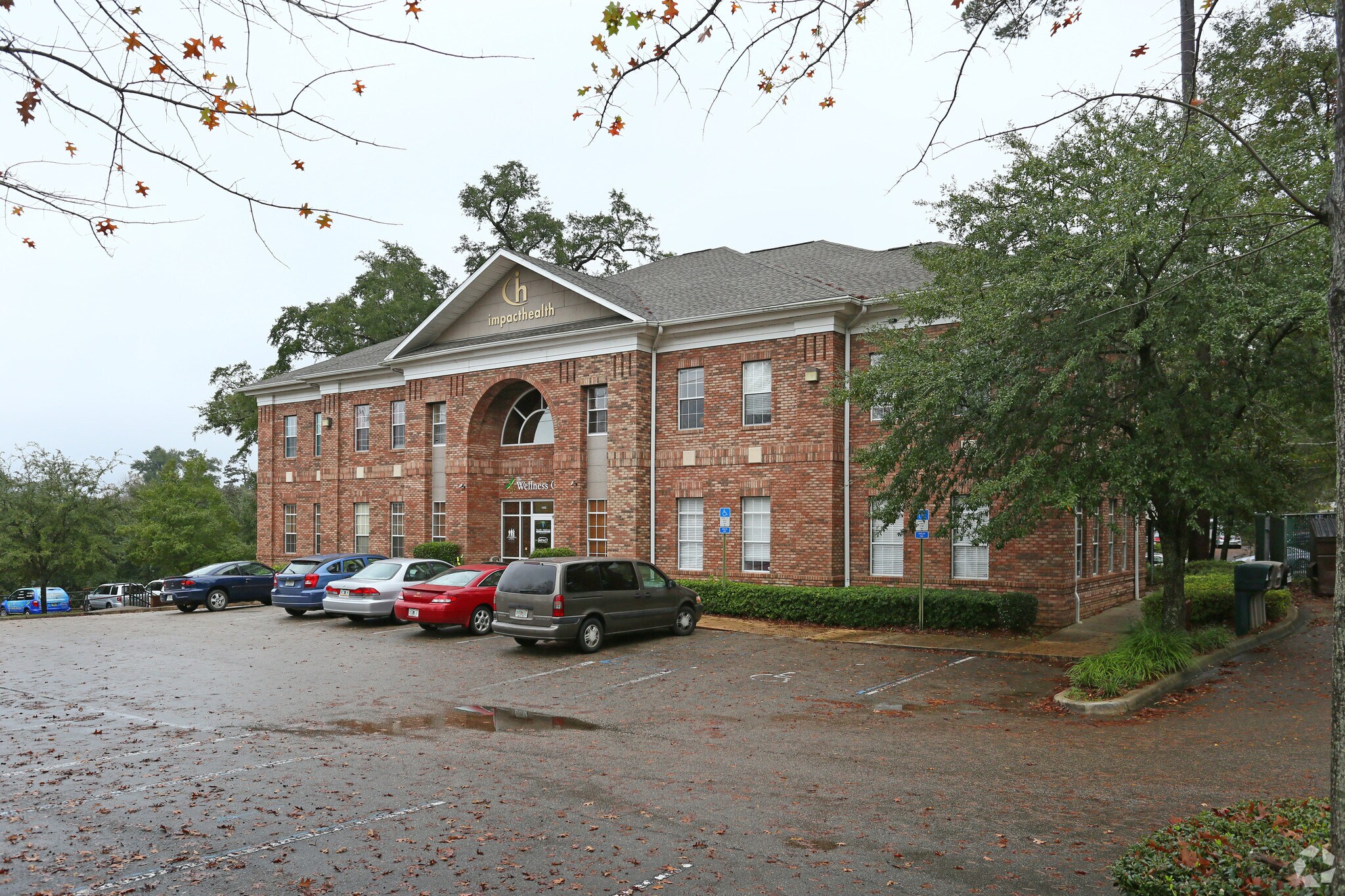 1965 Capital Cir NE, Tallahassee, FL for Rent