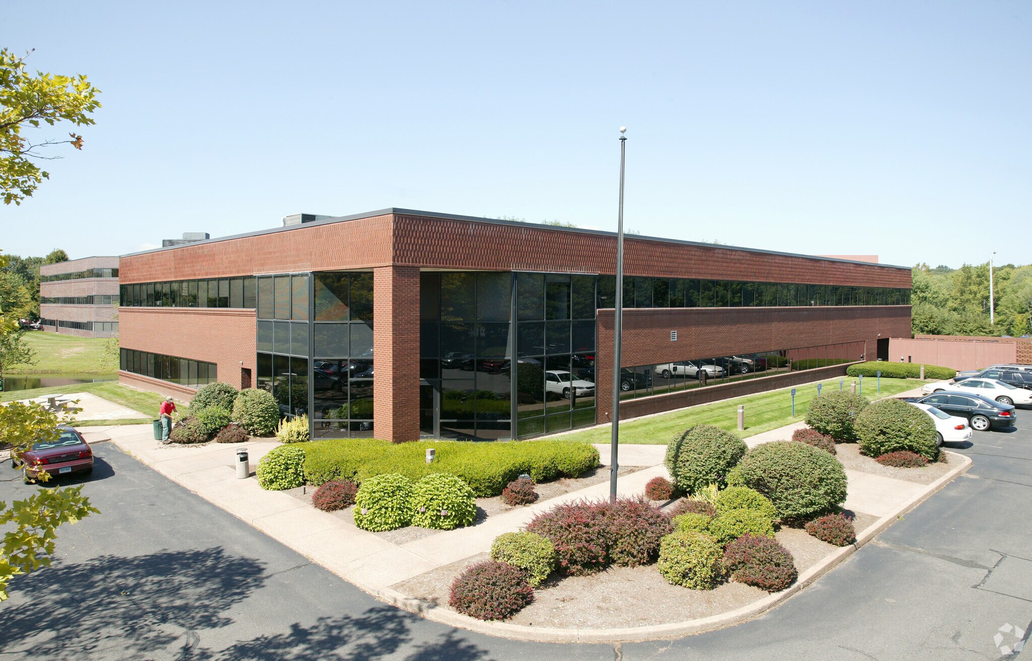 300 Winding Brook Dr, Glastonbury, CT for Rent