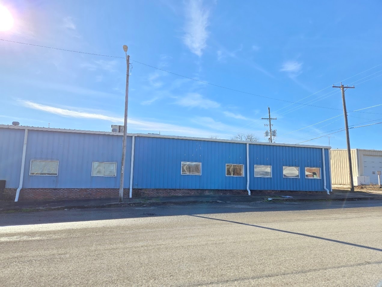 111 E 5th St, Mound Valley, KS for Sale