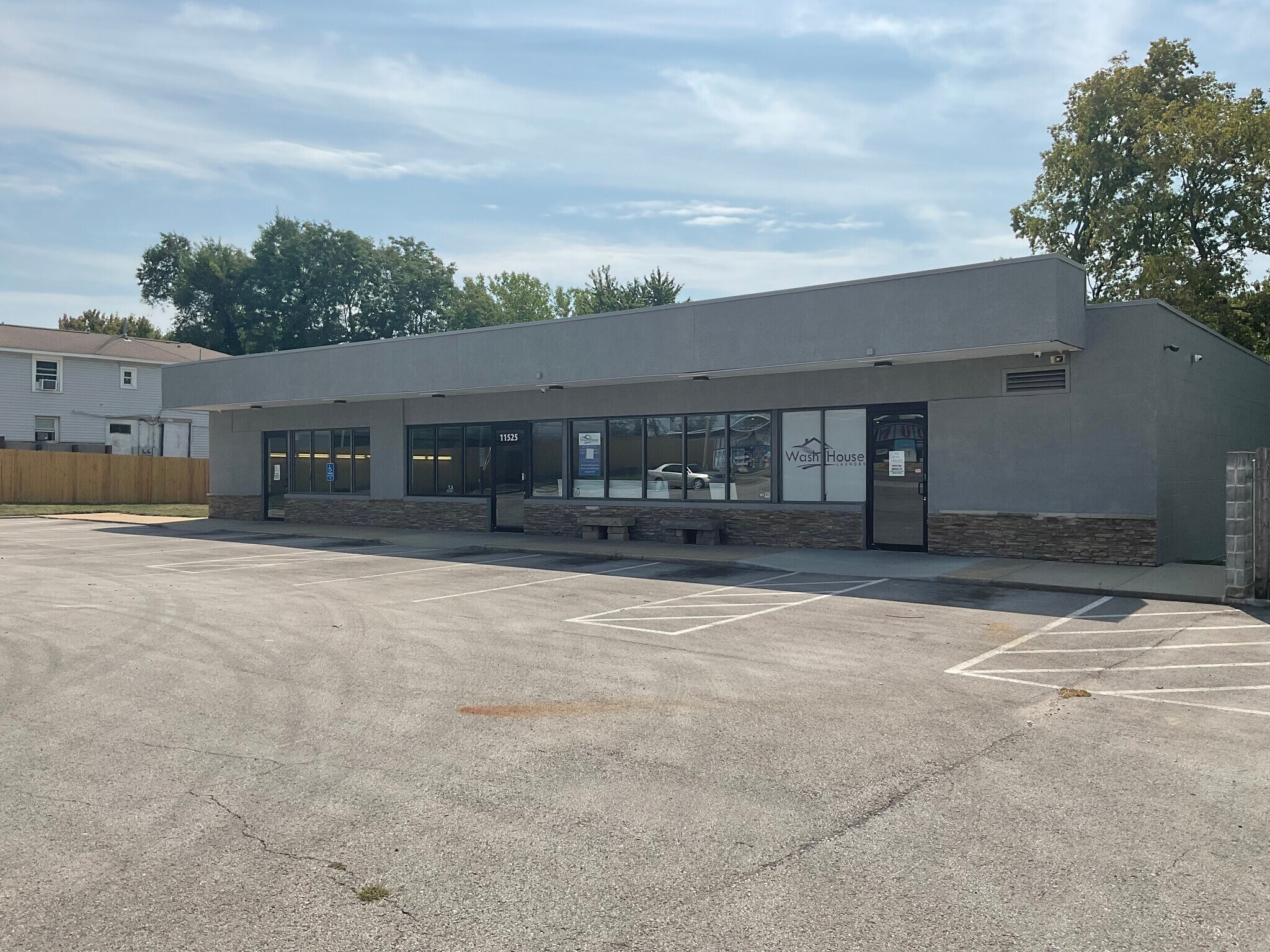 11525 E 24 Hwy, Independence, MO for Sale