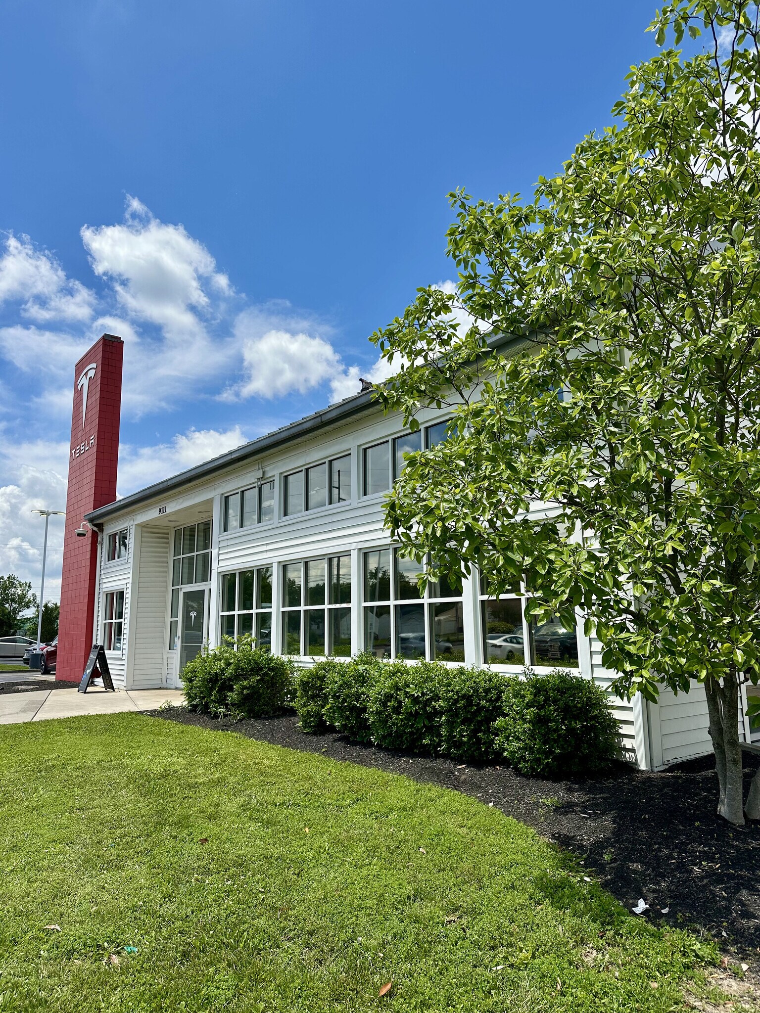 9111 Blue Ash Rd, Cincinnati, OH for Rent