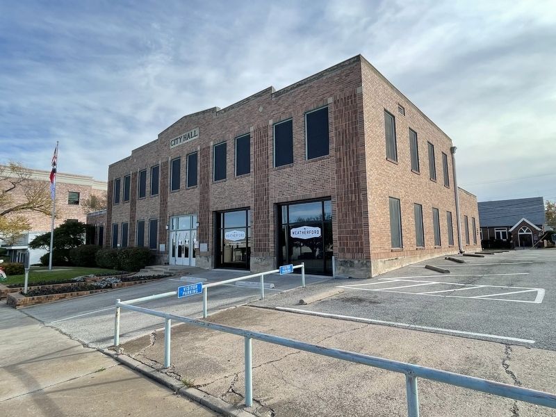119 Palo Pinto St, Weatherford, TX for Sale
