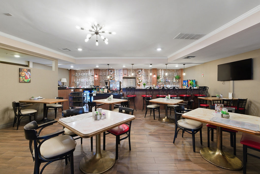 2900 N San Fernando Blvd, Burbank, CA for Rent