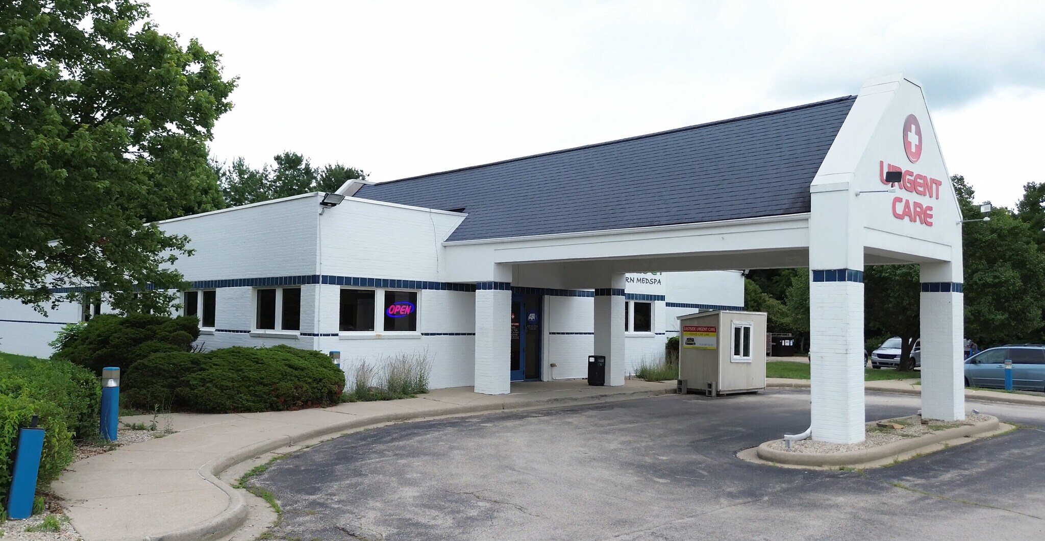 872 Ohio Pike, Cincinnati, OH for Sale