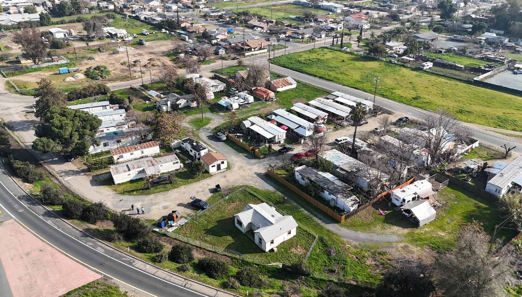 815-849 S Indiana St, Porterville, CA for Sale