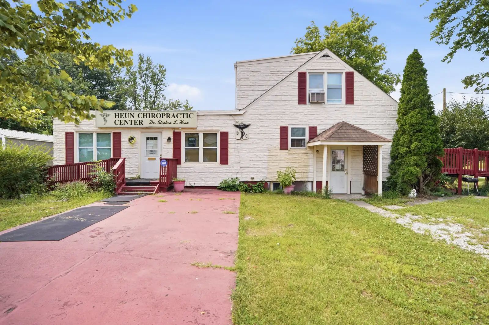 5701 S 3rd St, Louisville, KY for Sale