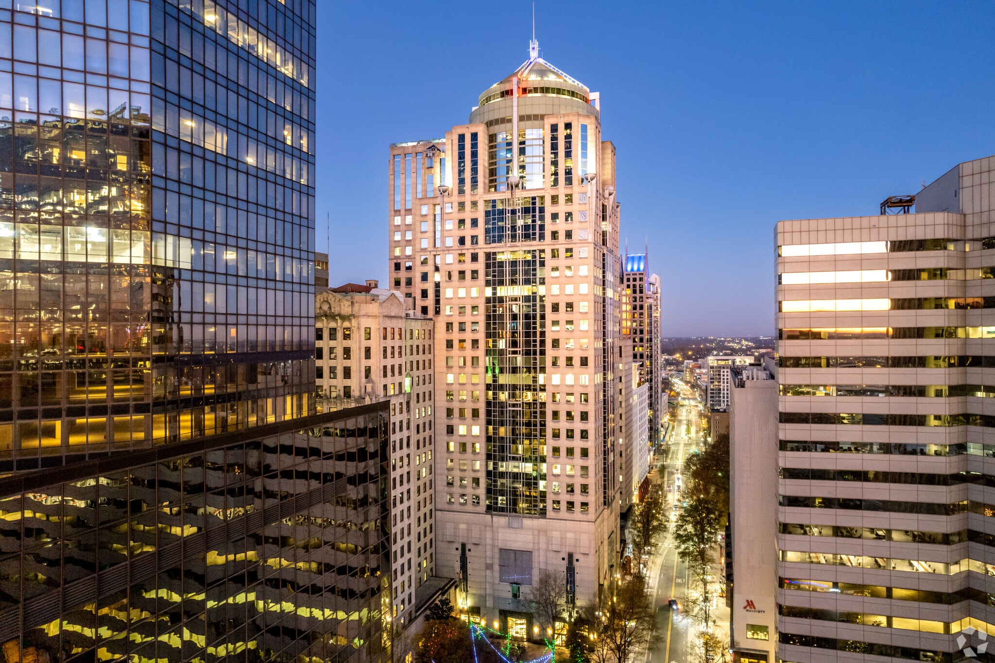 121 W Trade St, Charlotte, NC for Rent