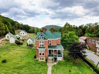 Elkview, WV Residential - 512 Walgrove Rd