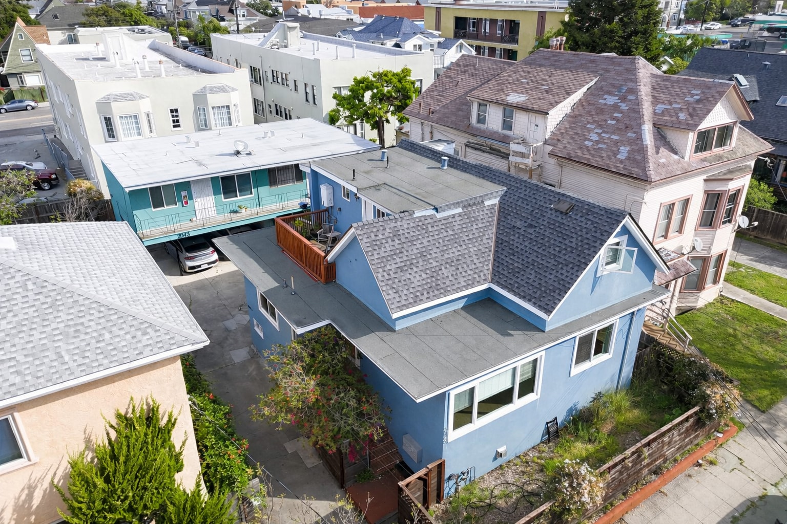 2045 Emerson St, Berkeley, CA for Sale