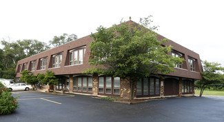 Lake Villa, IL Office - 95 W Grand Ave