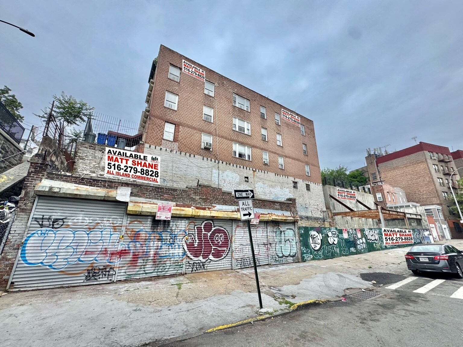 365 E 197th St, Bronx, NY for Sale