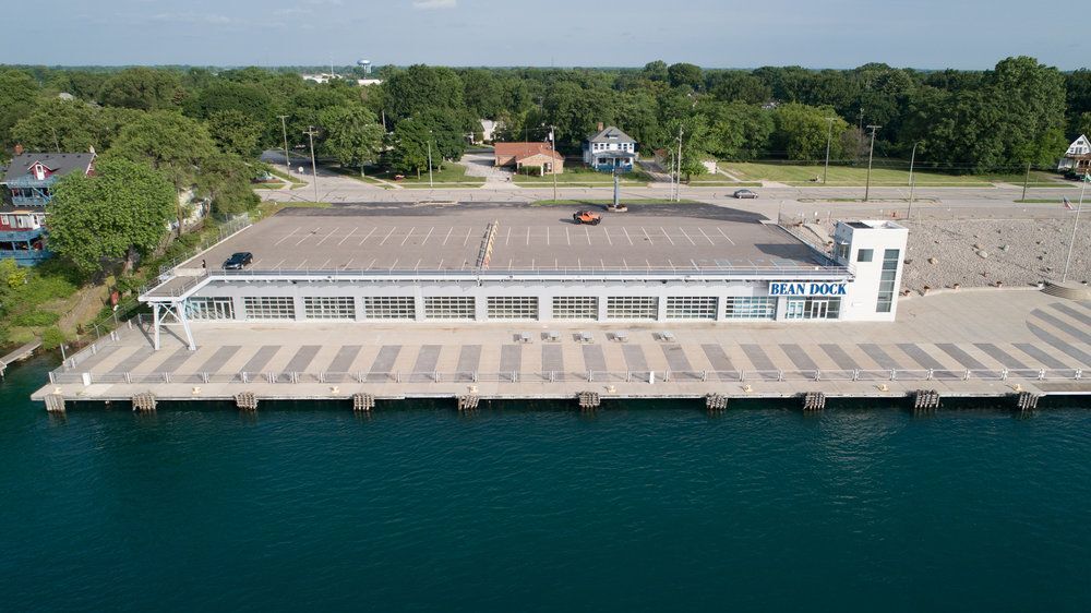 2380 Military St, Port Huron, MI for Sale