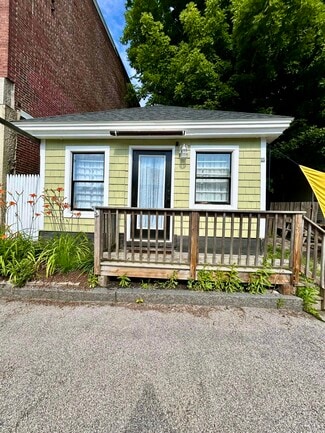 Winterport, ME Retail - 111 Main St