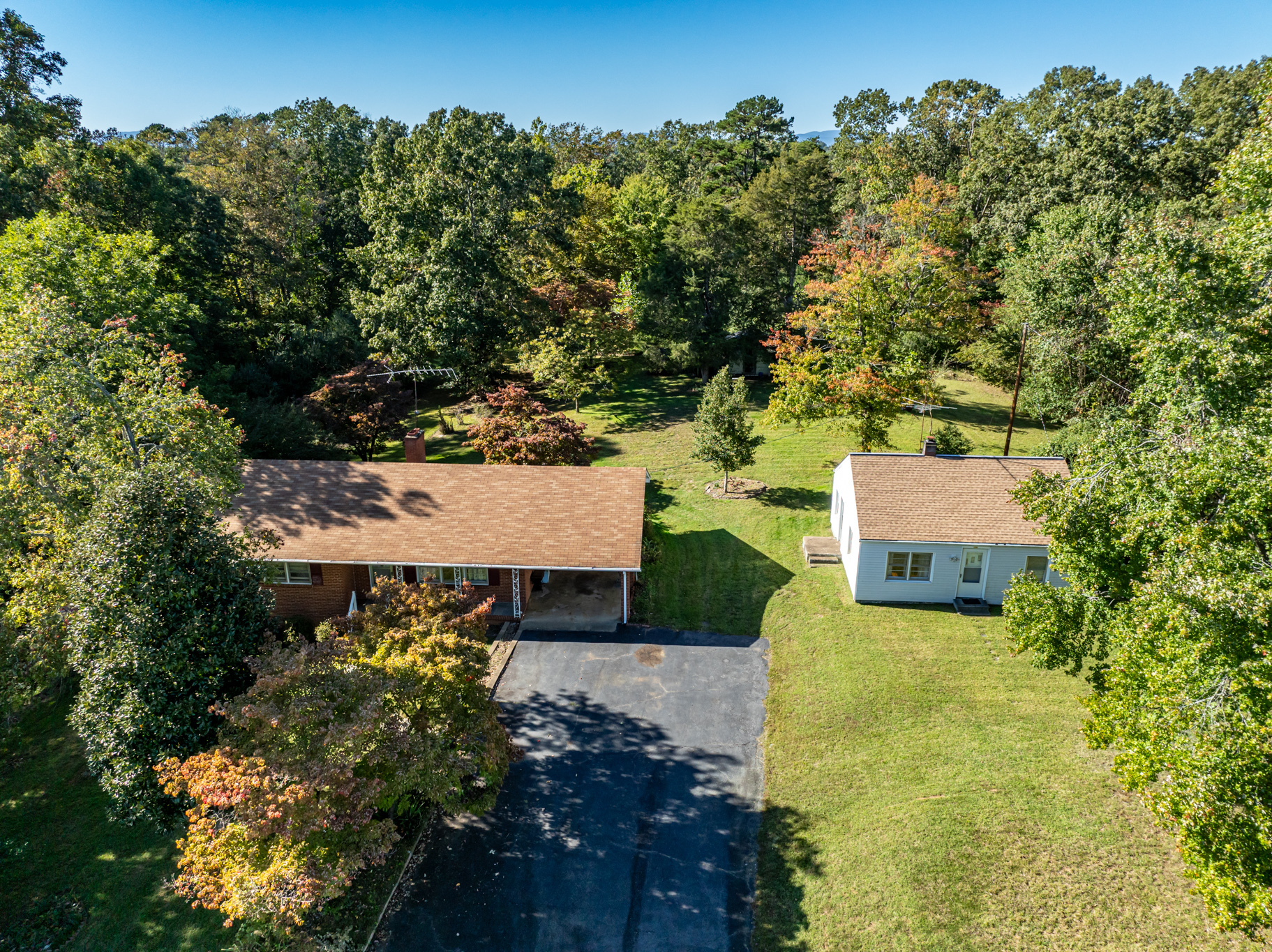 1704 Old Brook Rd, Charlottesville, VA for Sale