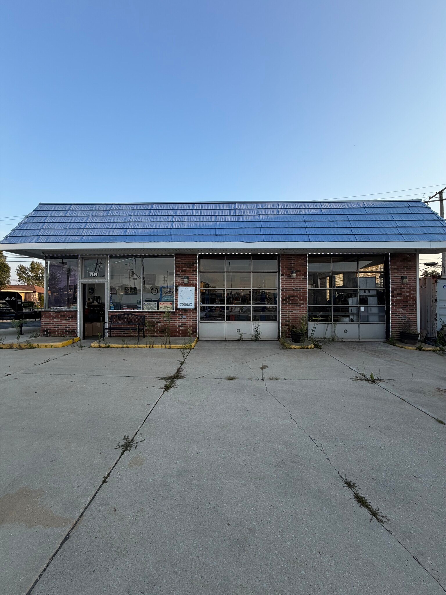 6401 W 63rd St, Chicago, IL for Rent