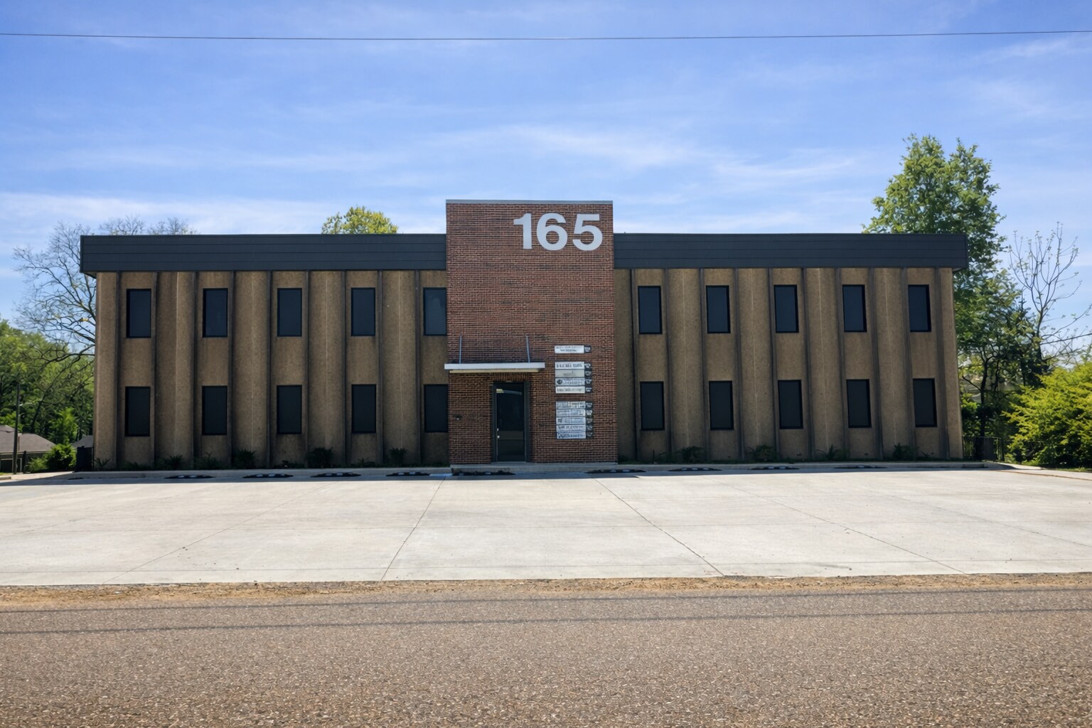 165 W South St, Hernando, MS for Sale