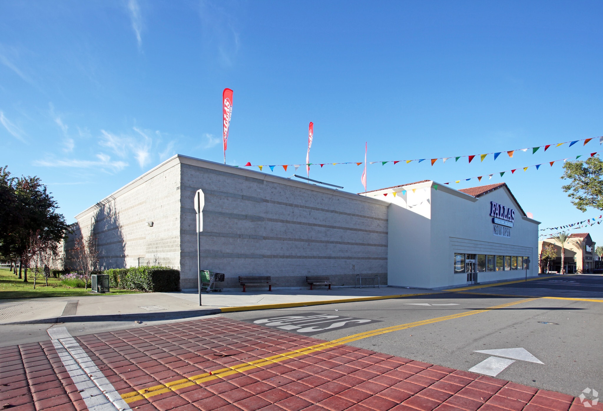 1261 N Azusa Ave, Covina, CA for Rent