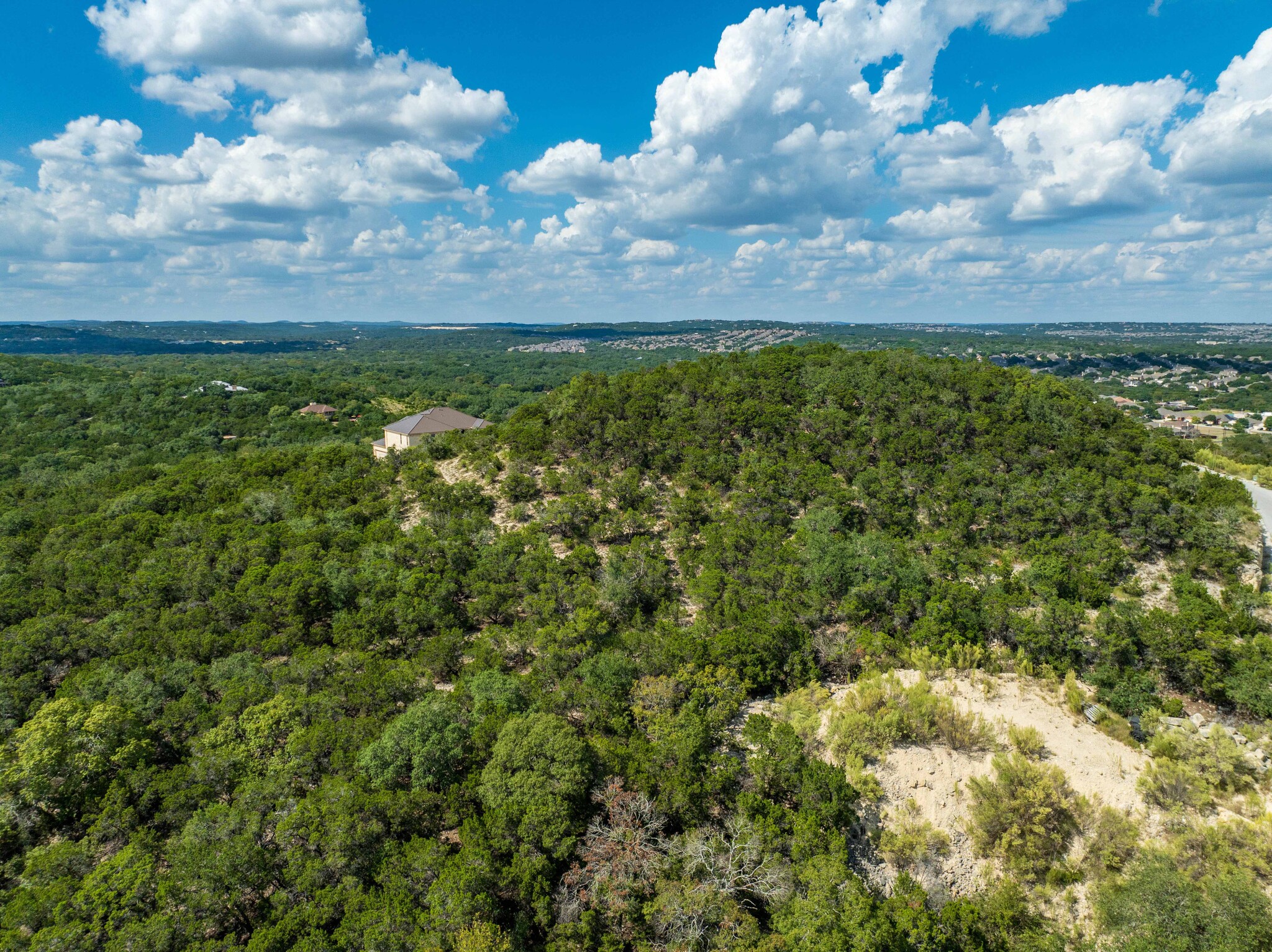 8700 Cross Mountain Trl, San Antonio, TX for Sale