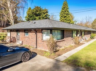 Burien, WA Apartments - 1014 SW 154th St