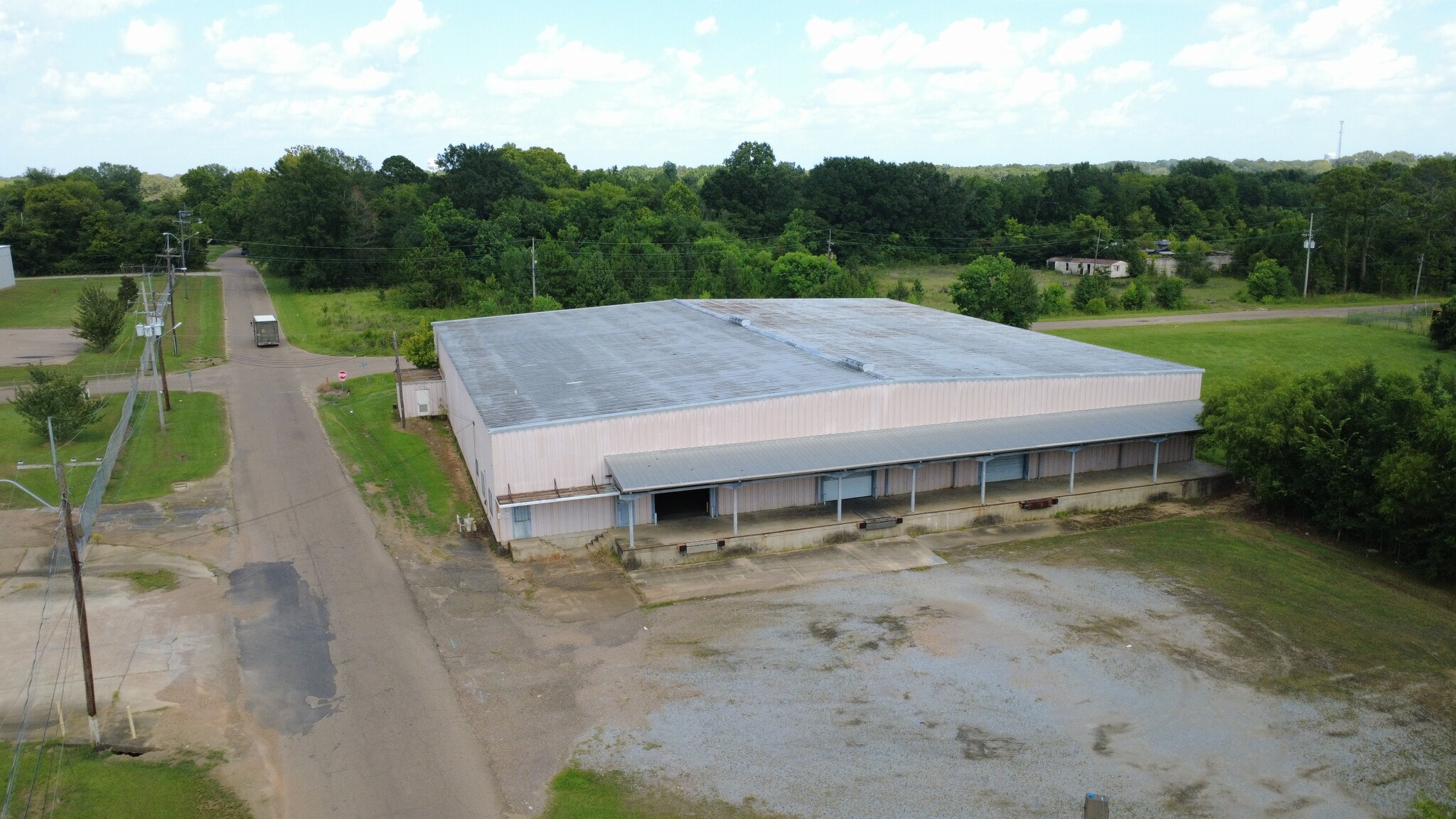 556 Matthews Dr, Canton, MS for Rent