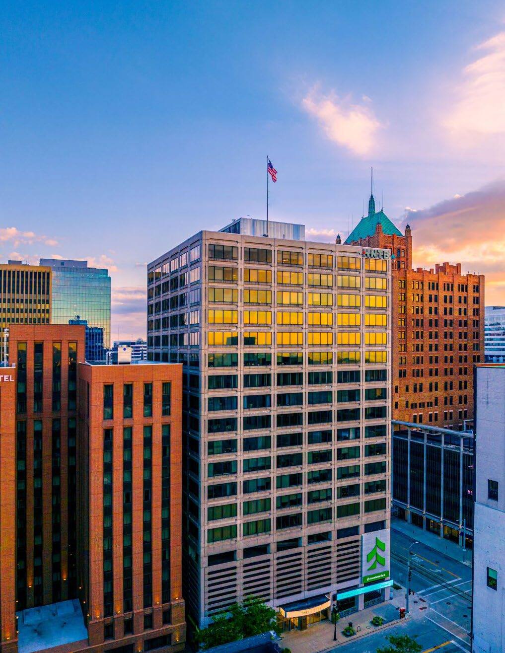 250 E Wisconsin Ave, Milwaukee, WI for Rent