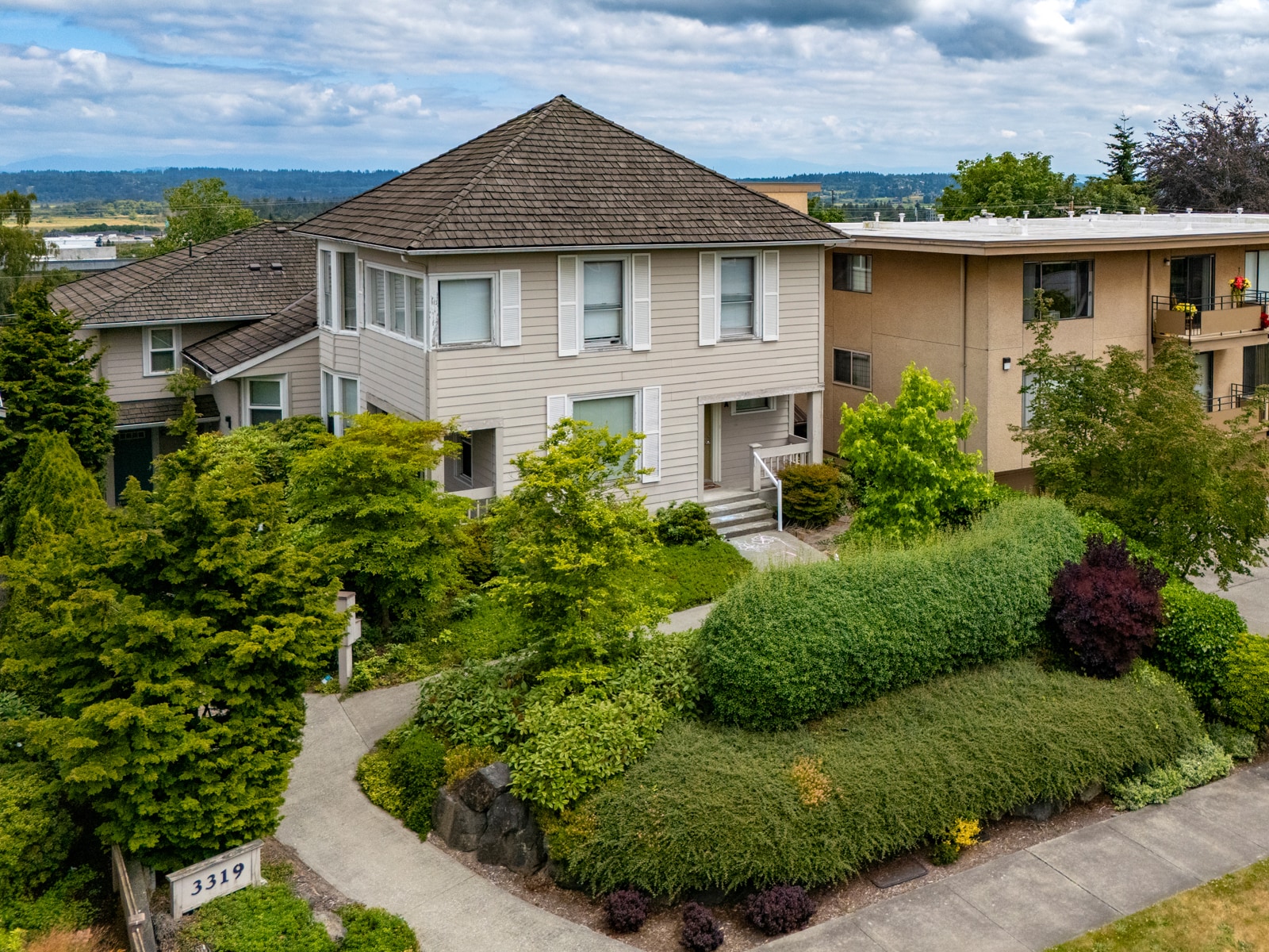 3319 Oakes Ave, Everett, WA for Sale