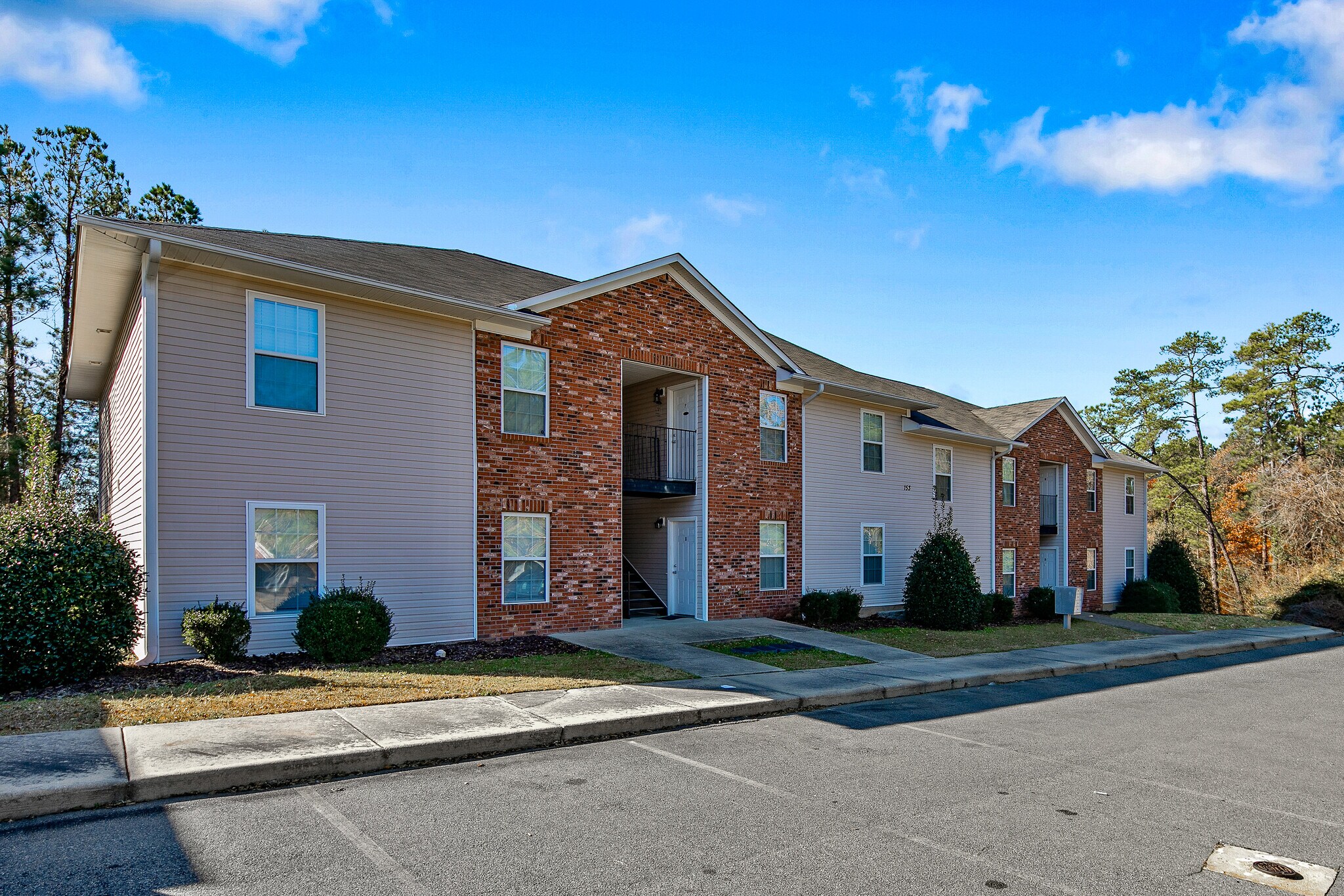 153 Walding Creek Ln Fayetteville, NC 28306 MultiFamily Property for