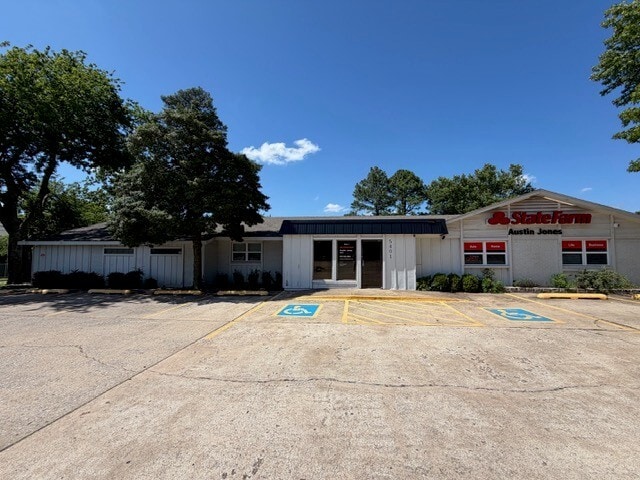 5401 E 71st St, Tulsa, OK for Rent