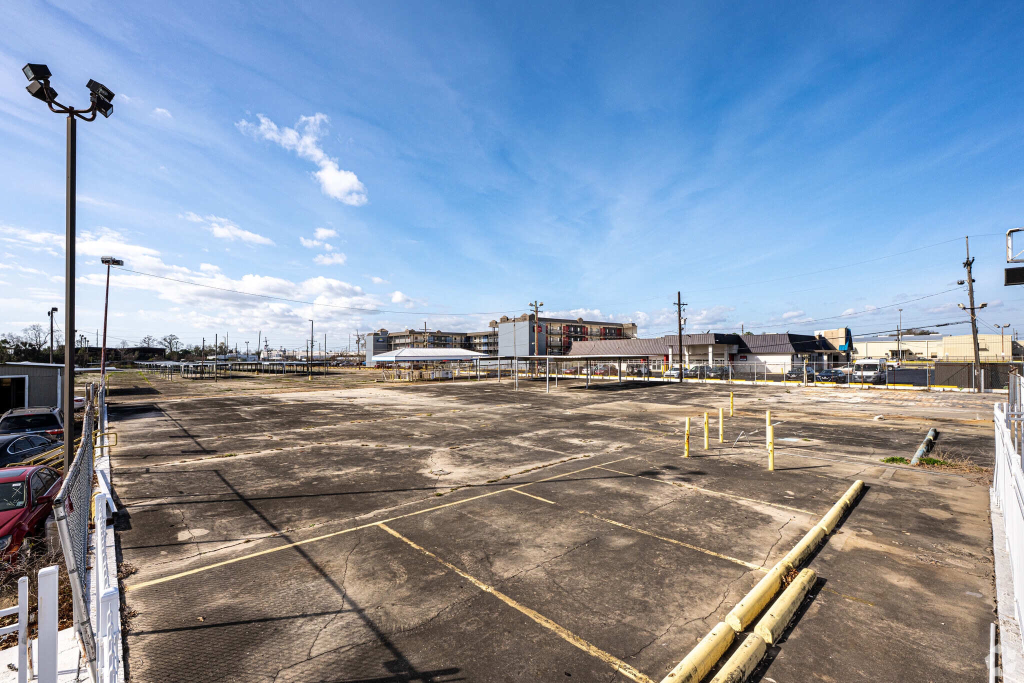 1025 Airline Dr, Kenner, LA for Sale